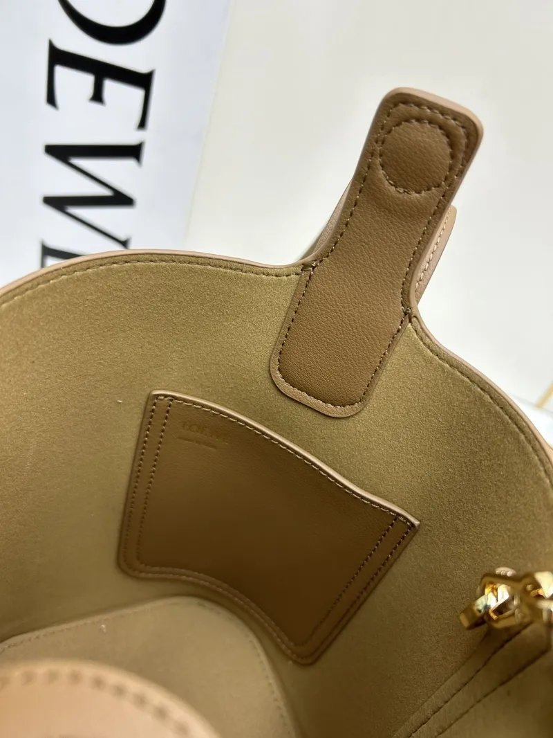 Loewe Brown Bucket Bag S260408 - Image 6
