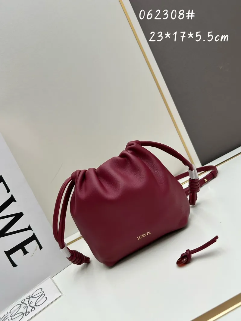 LOEWE Burgundy Leather Bucket Bag 062308 23x17x5.5cm