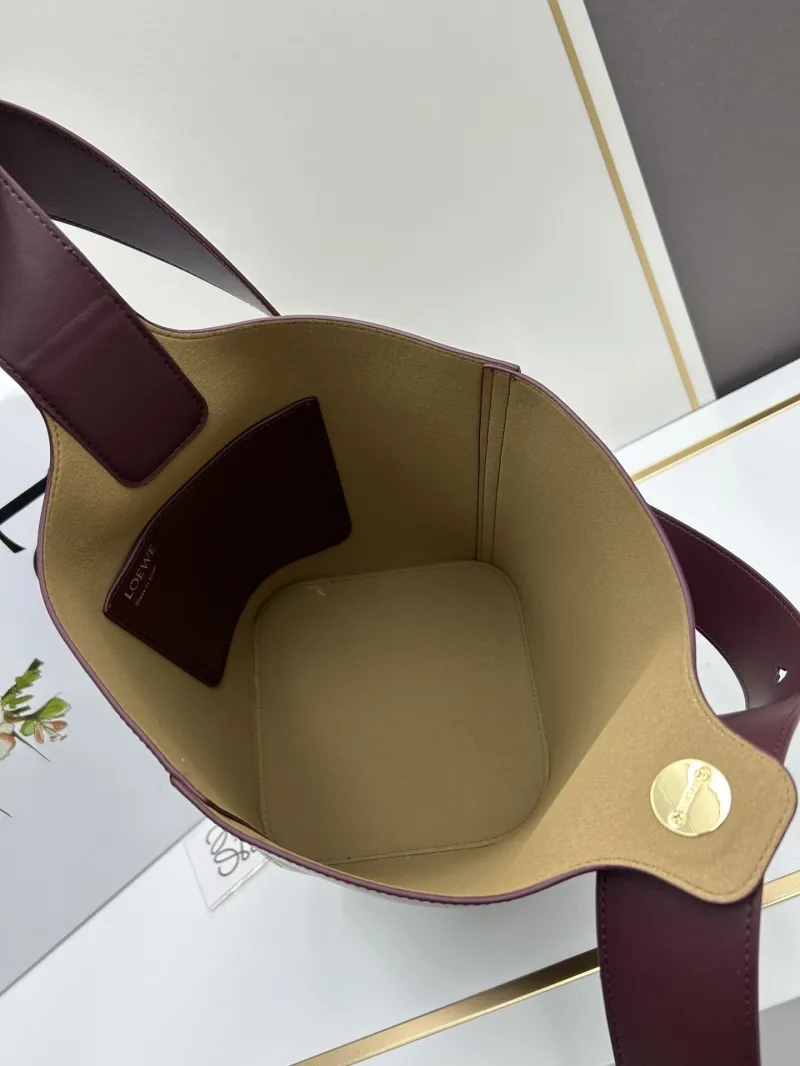 LOEWE Burgundy Bucket Bag 652288 - Image 7