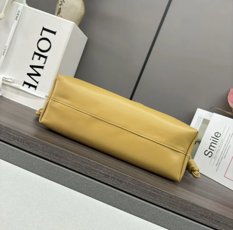 Loewe Clutch-9 - Image 4