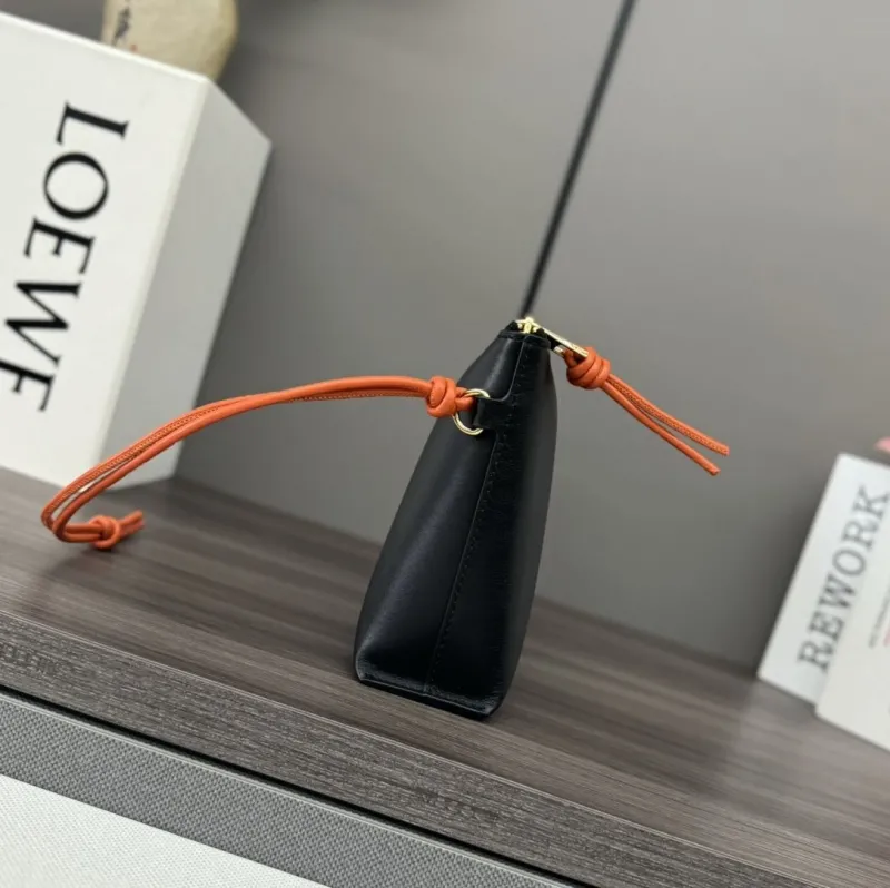 Alternative view of Loewe Clutch-11
