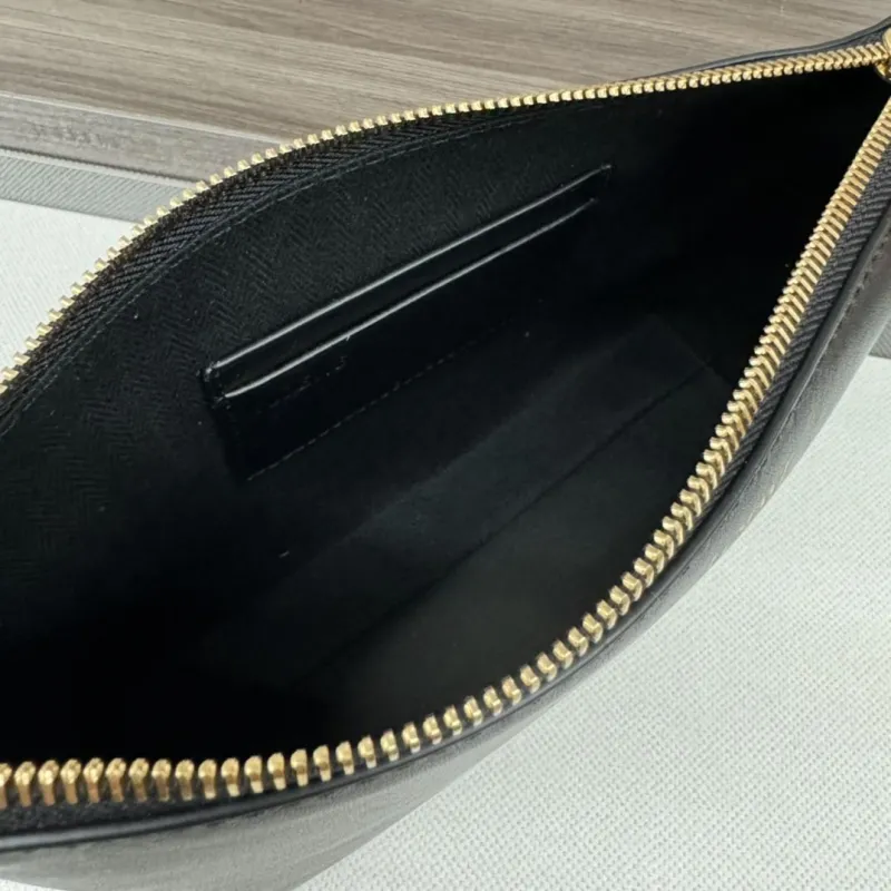 Loewe Clutch-11 - Image 8