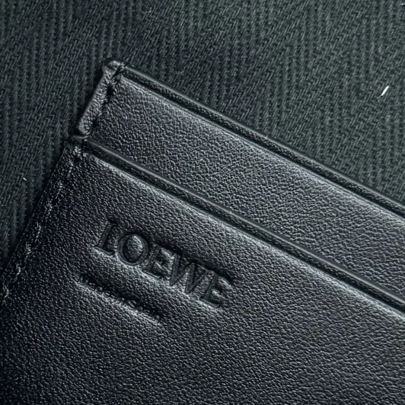 Loewe Clutch-11 - Image 9