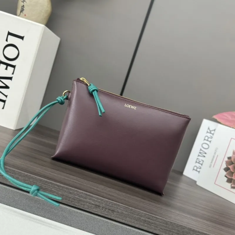 Loewe Clutch-13