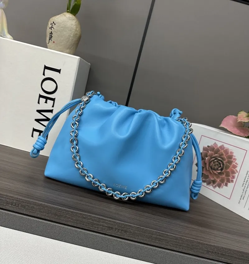 Loewe Clutch-16