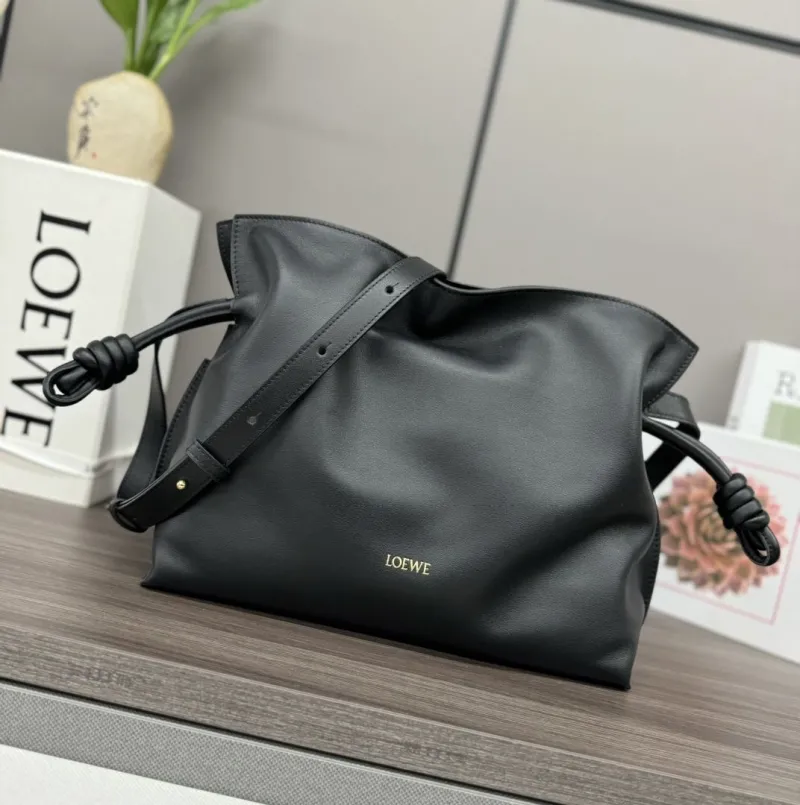 Loewe Clutch-17