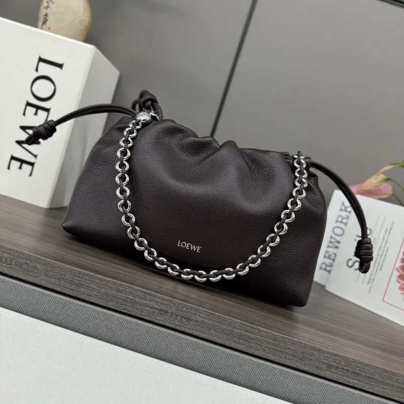 Loewe Clutch-18