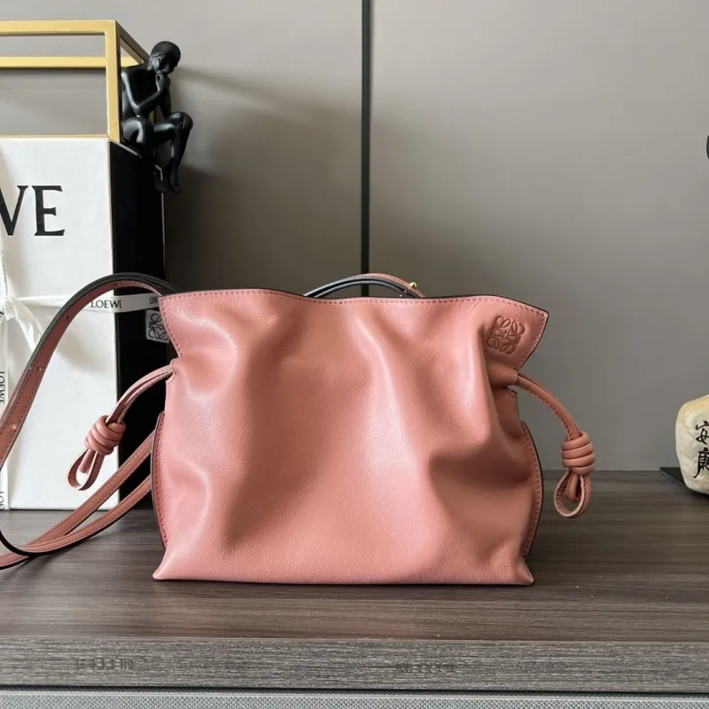 Loewe Clutch-22