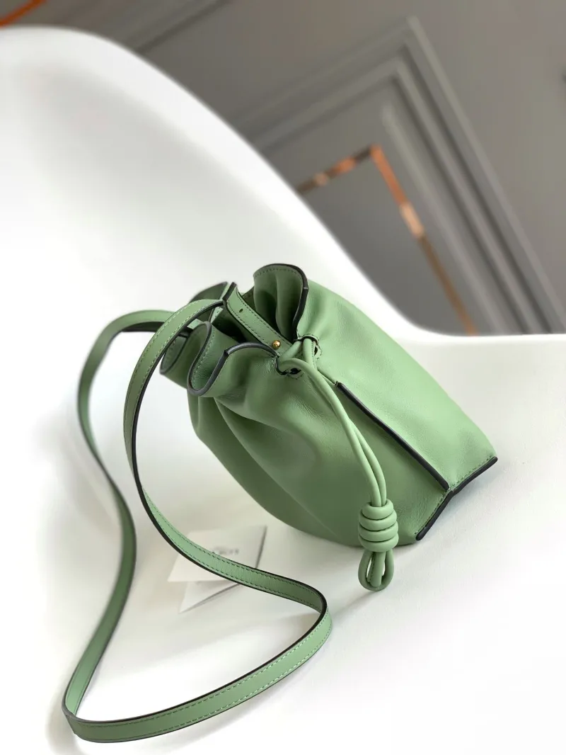 Alternative view of Loewe Clutch-26