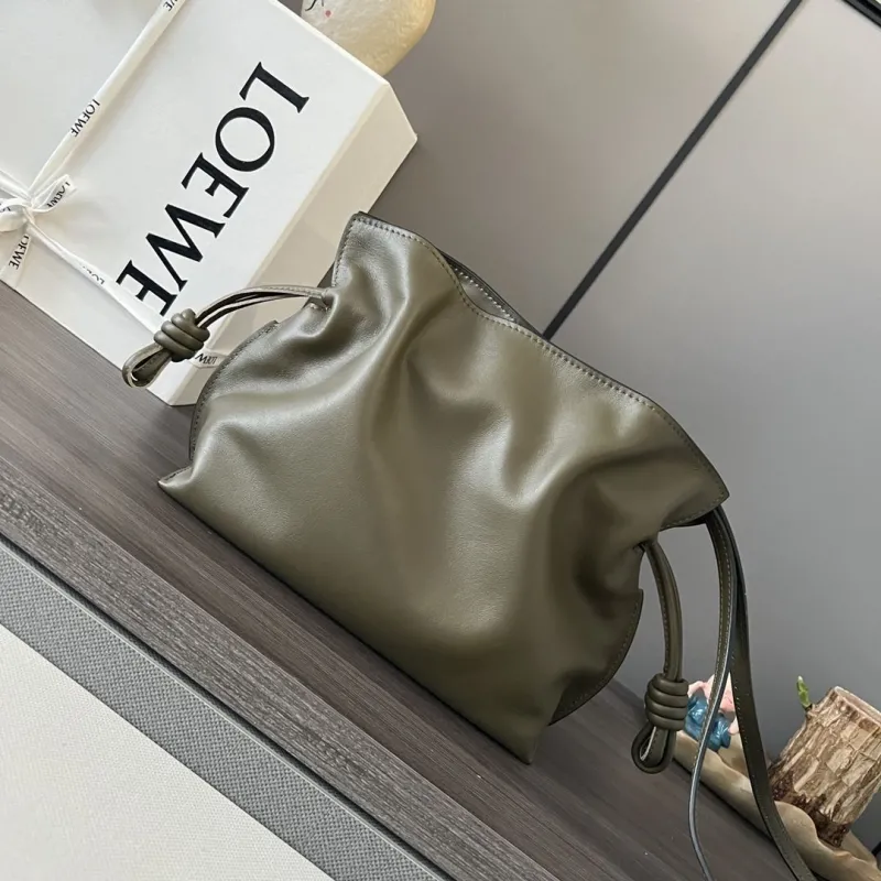 Loewe Clutch-28 - Image 3