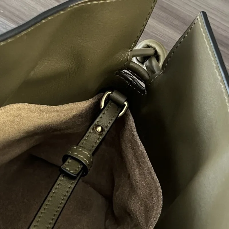Loewe Clutch-28 - Image 7