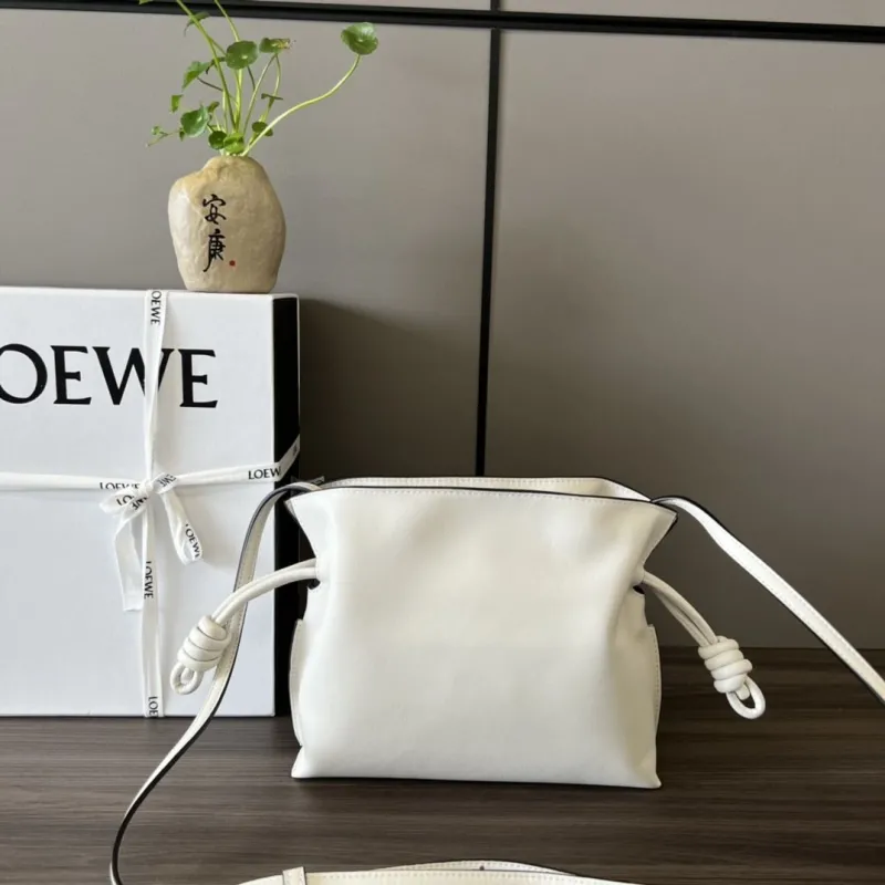 Loewe Clutch-29 - Image 3