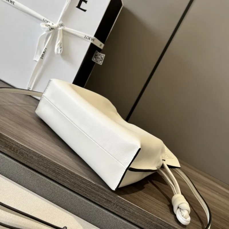 Loewe Clutch-29 - Image 4