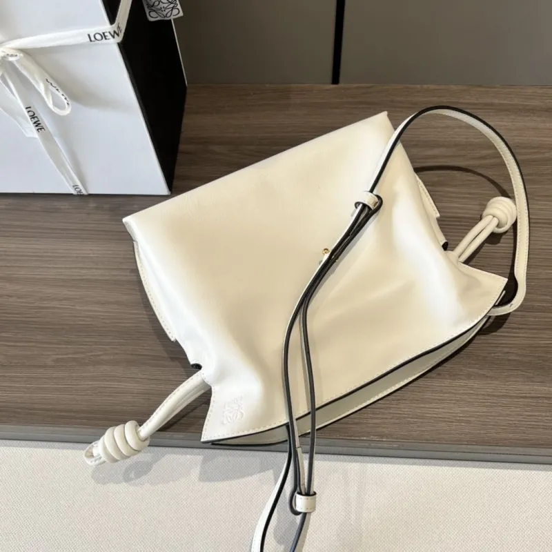 Loewe Clutch-29 - Image 5