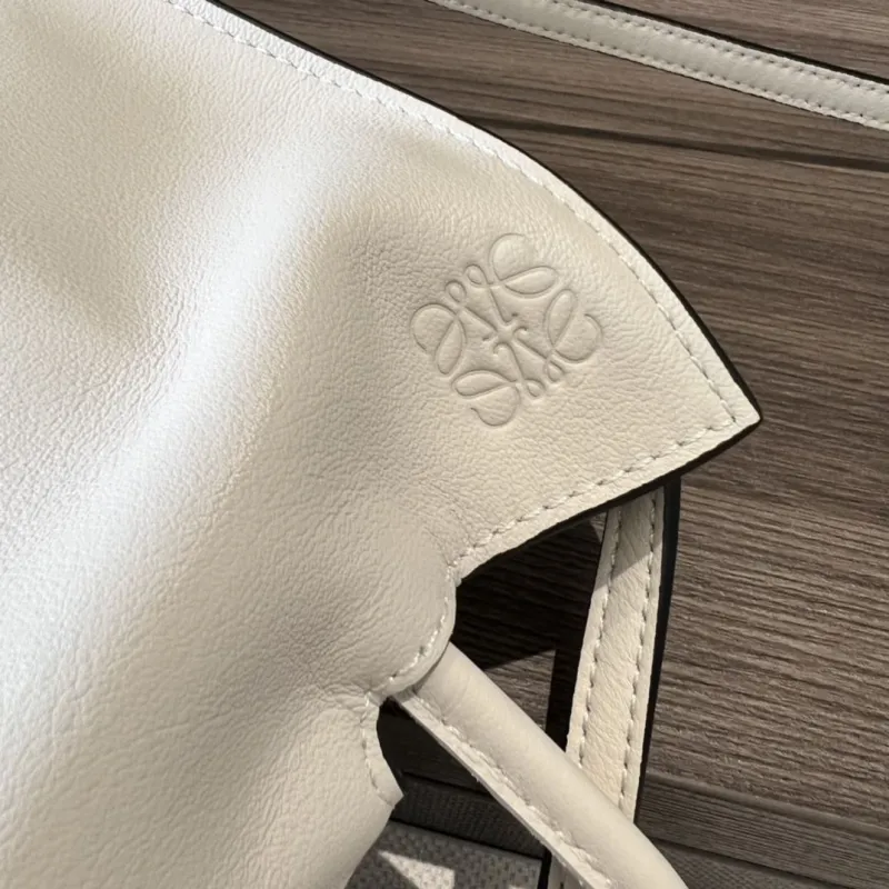 Loewe Clutch-29 - Image 6
