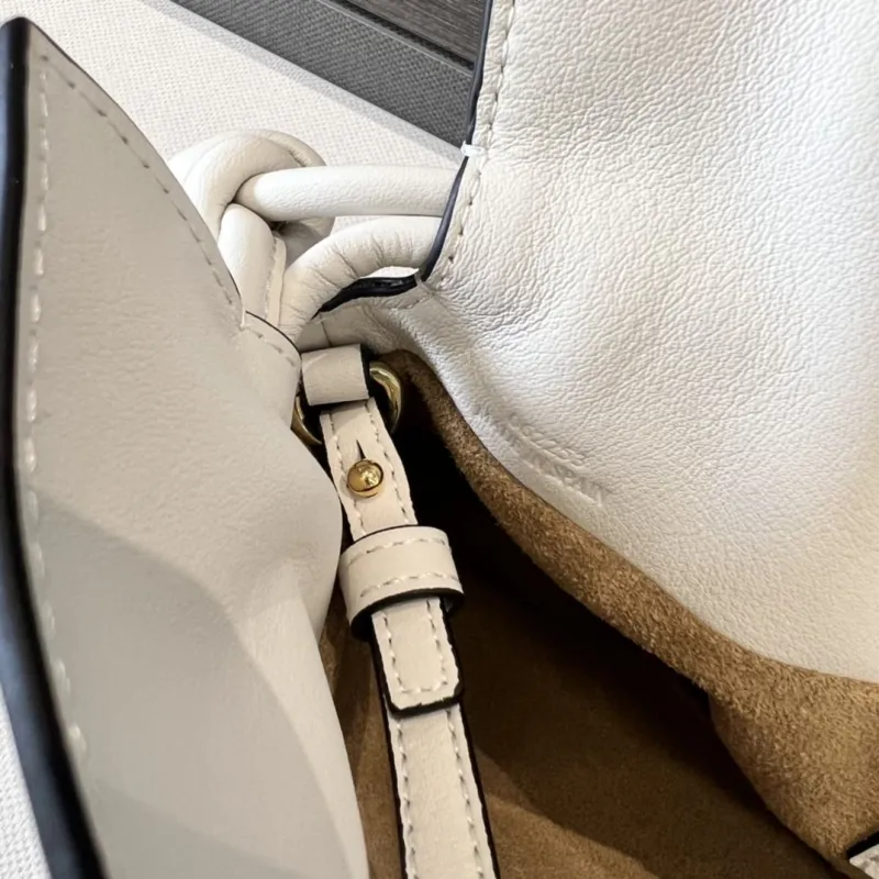 Loewe Clutch-29 - Image 9