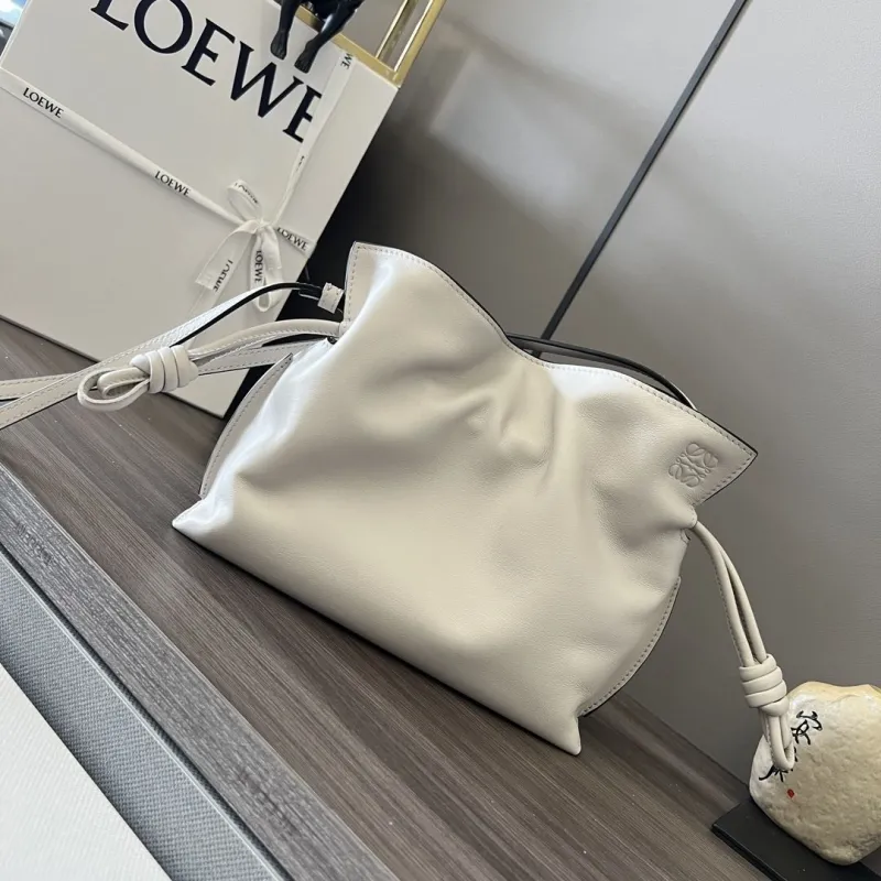 Loewe Clutch-30