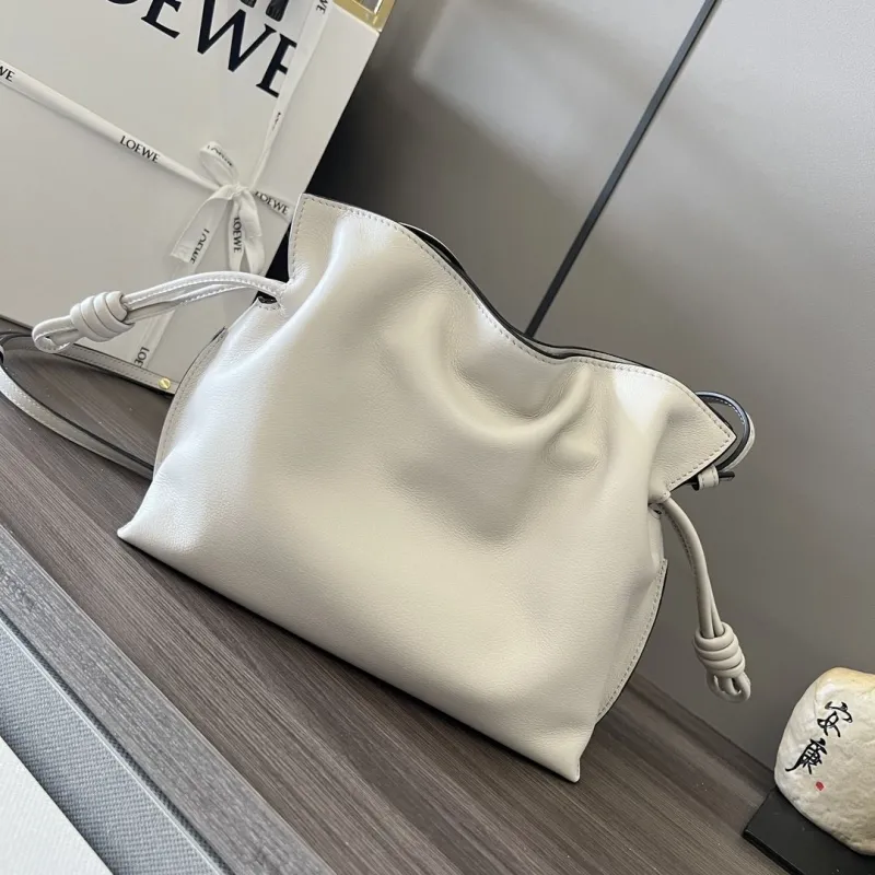 Loewe Clutch-30 - Image 3