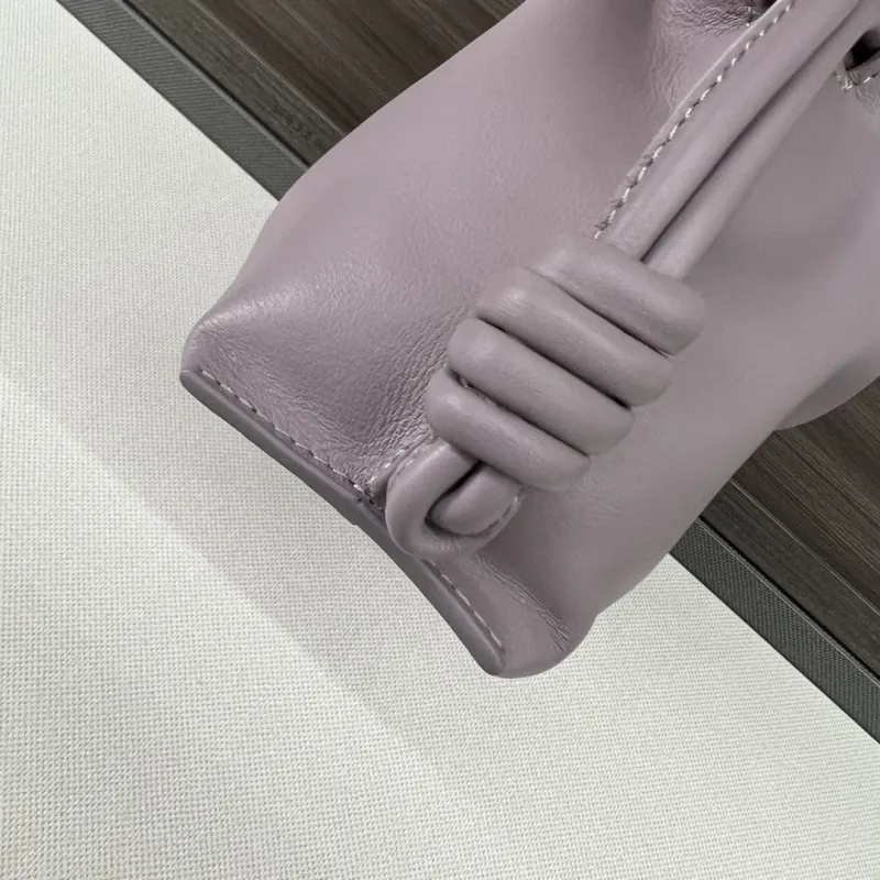 Loewe Clutch-31 - Image 6