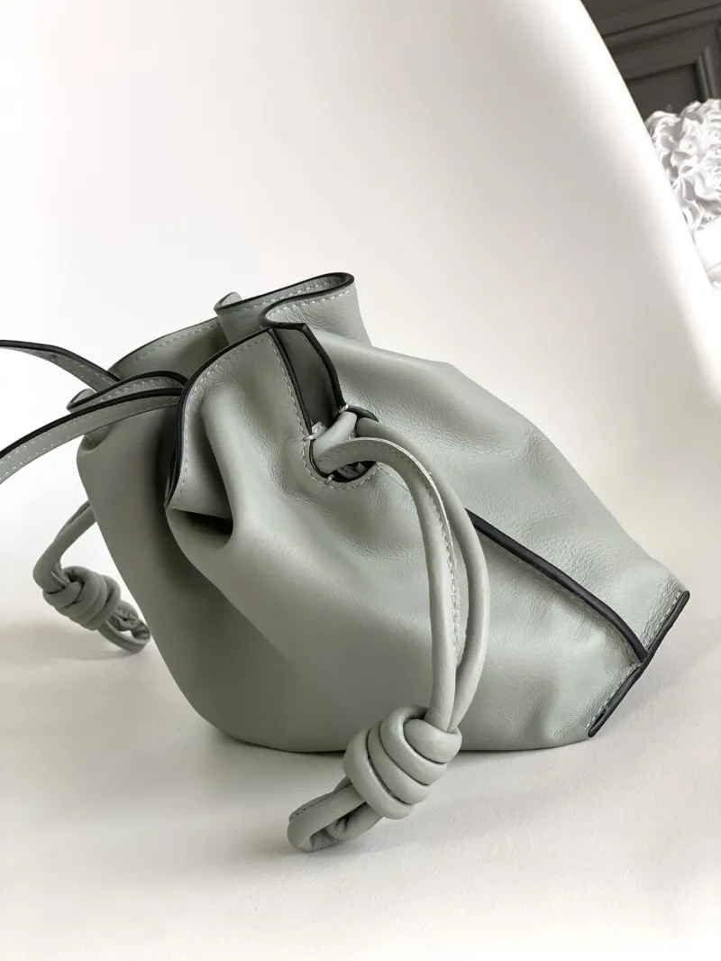 Alternative view of Loewe Clutch-33