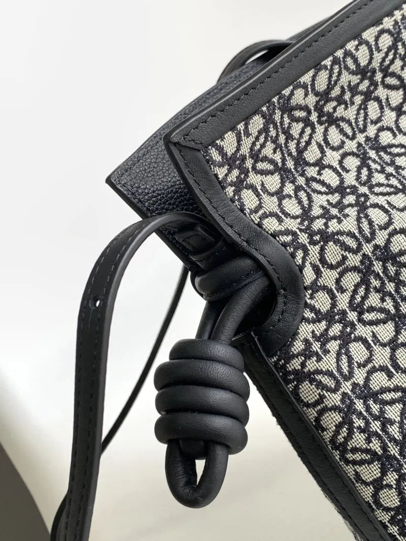 Loewe Clutch-34 - Image 6