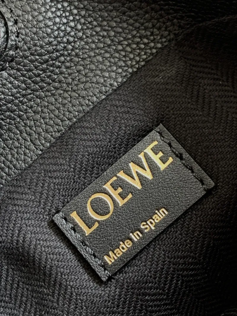 Loewe Clutch-34 - Image 9
