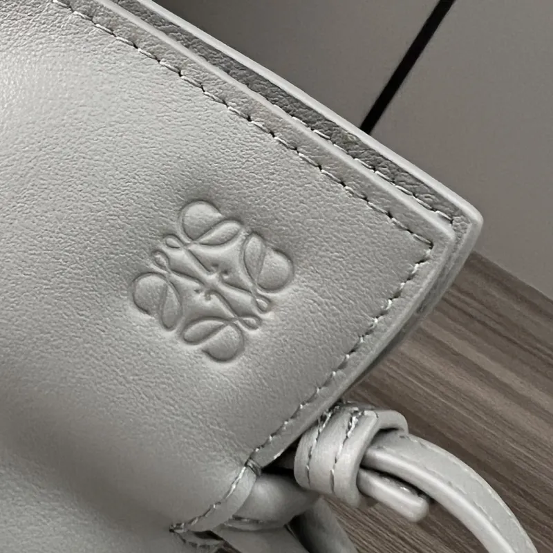 Loewe Clutch-35 - Image 5