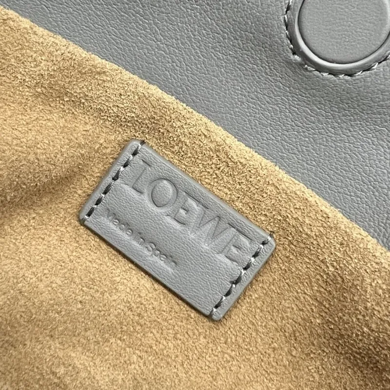 Loewe Clutch-35 - Image 9