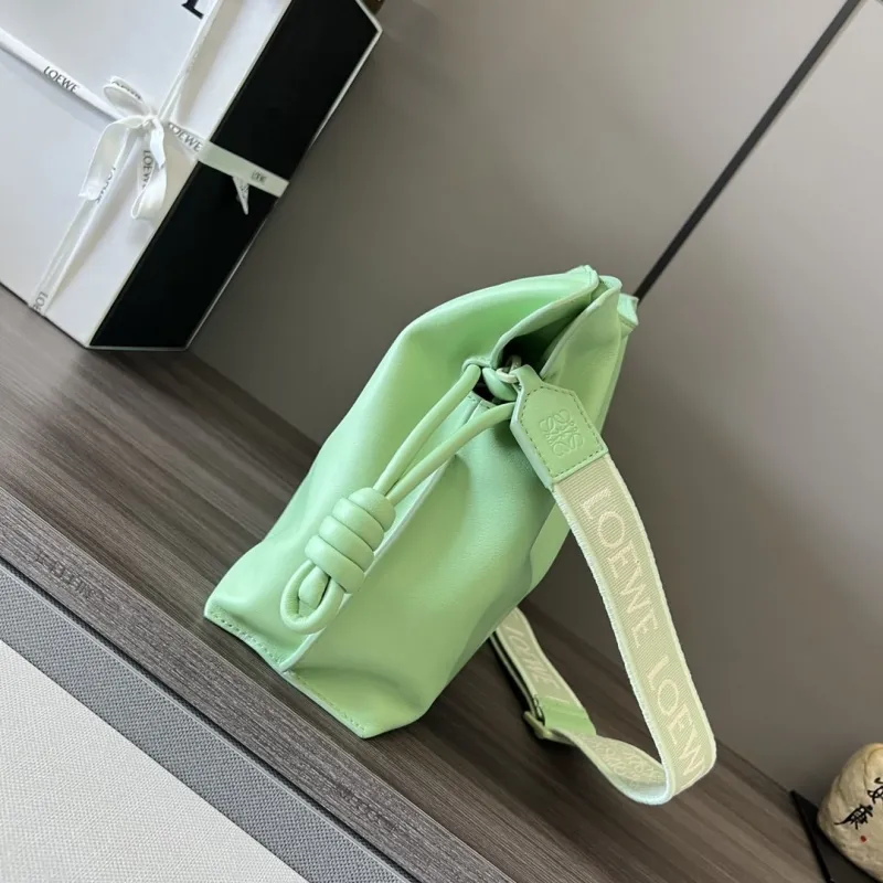 Alternative view of Loewe Clutch-44
