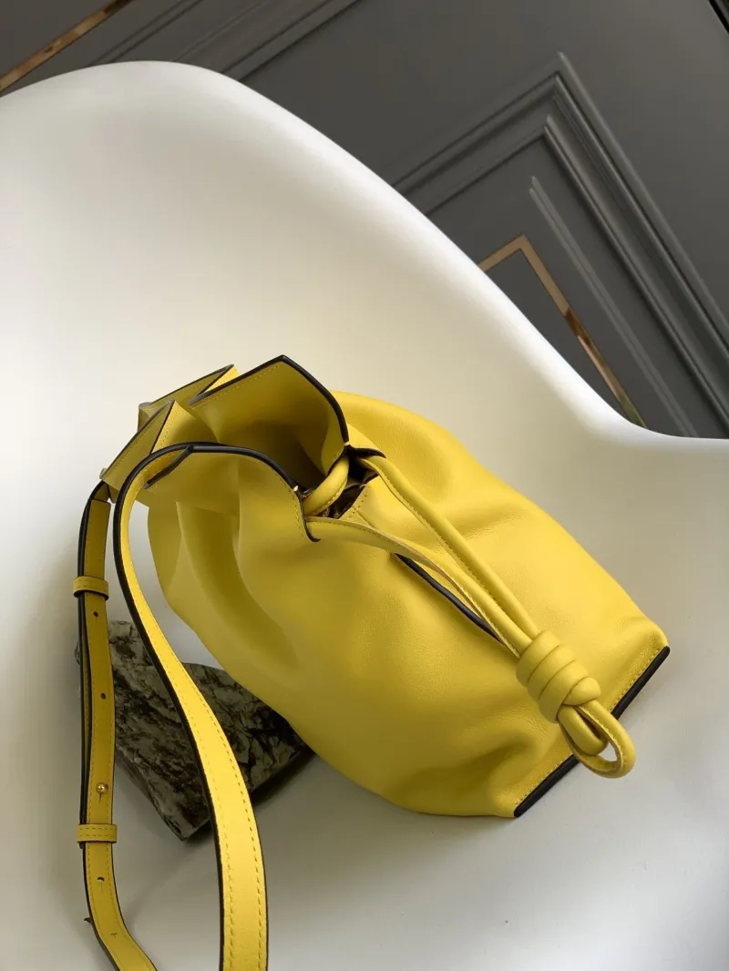 Alternative view of Loewe Clutch-49