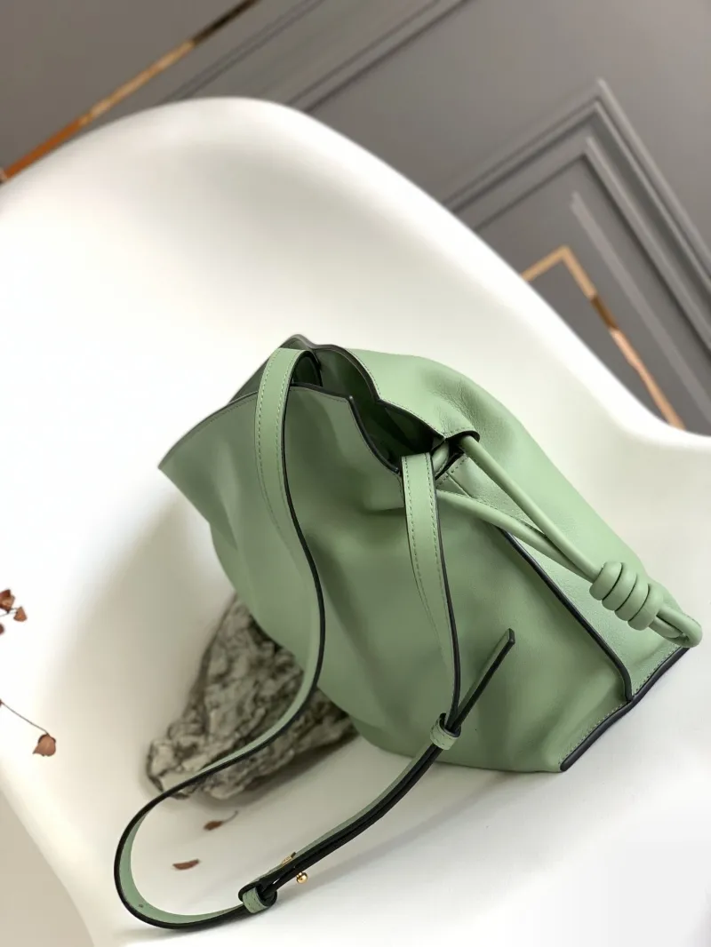 Alternative view of Loewe Clutch-54