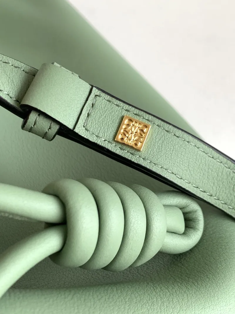 Loewe Mint Green Leather Shoulder Bag - Image 6