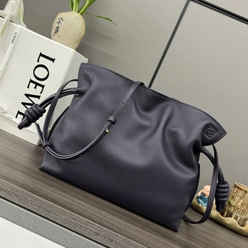 Loewe Clutch-55