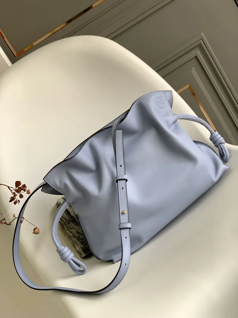 Loewe Clutch-56