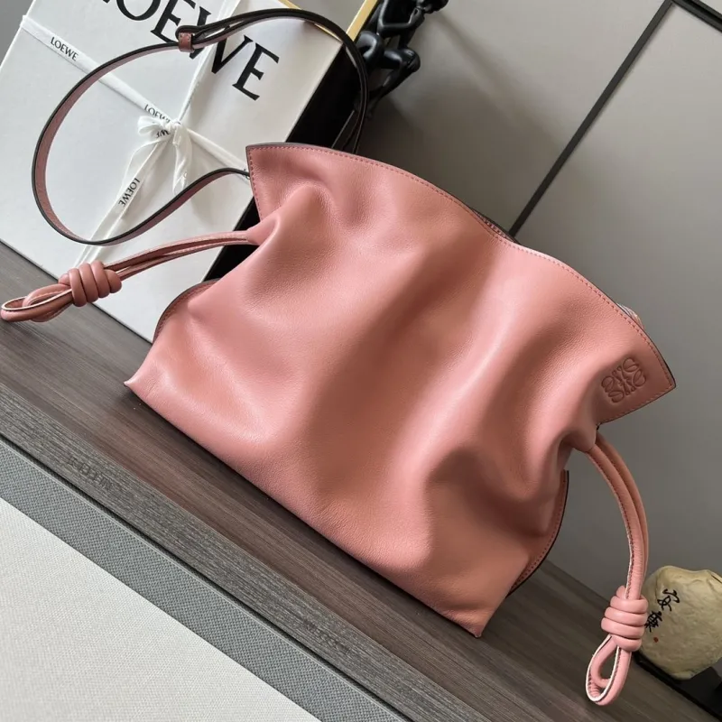Loewe Clutch-57