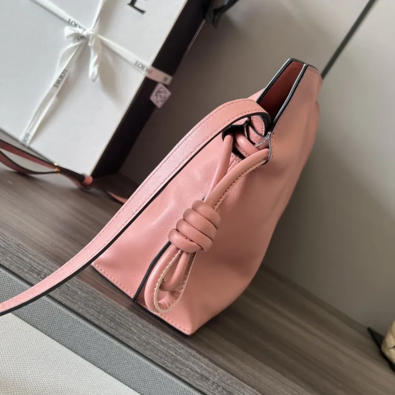 Alternative view of Loewe Clutch-57