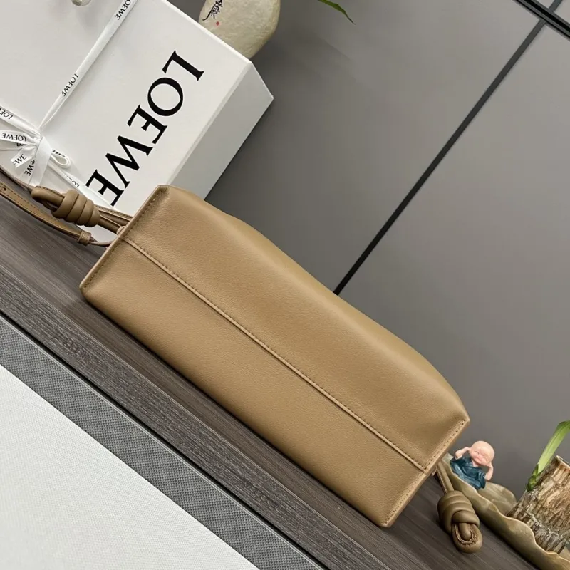 Loewe Clutch-58 - Image 4