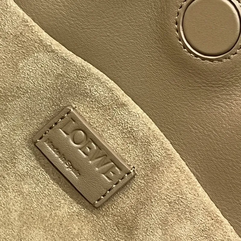 Loewe Clutch-58 - Image 9
