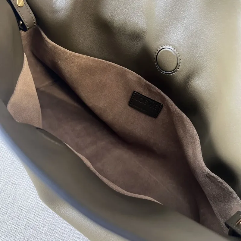 Loewe Clutch-60 - Image 8