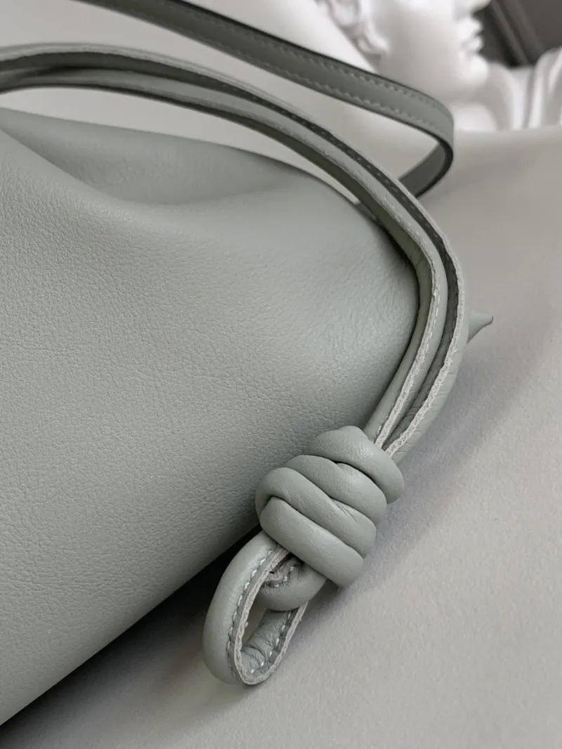 Loewe Clutch-63 - Image 5