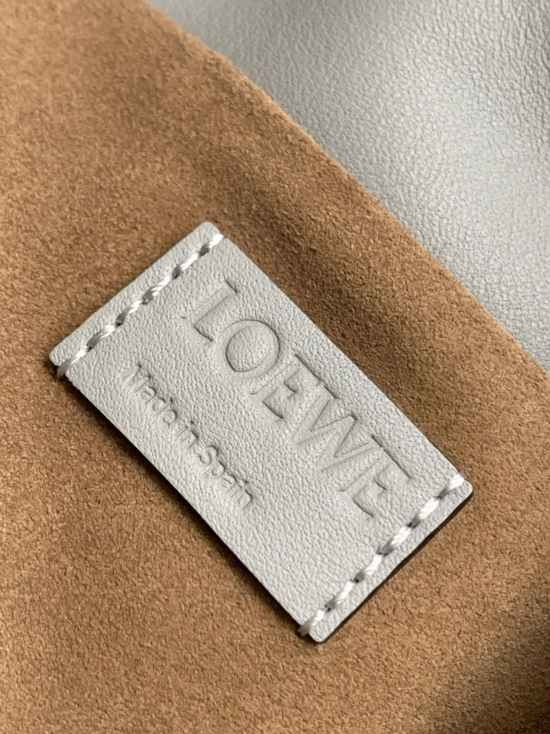 Loewe Clutch-63 - Image 9