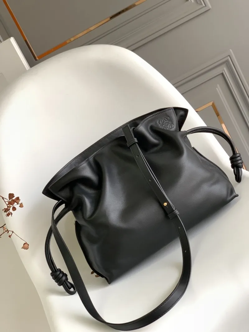 Loewe Clutch-64