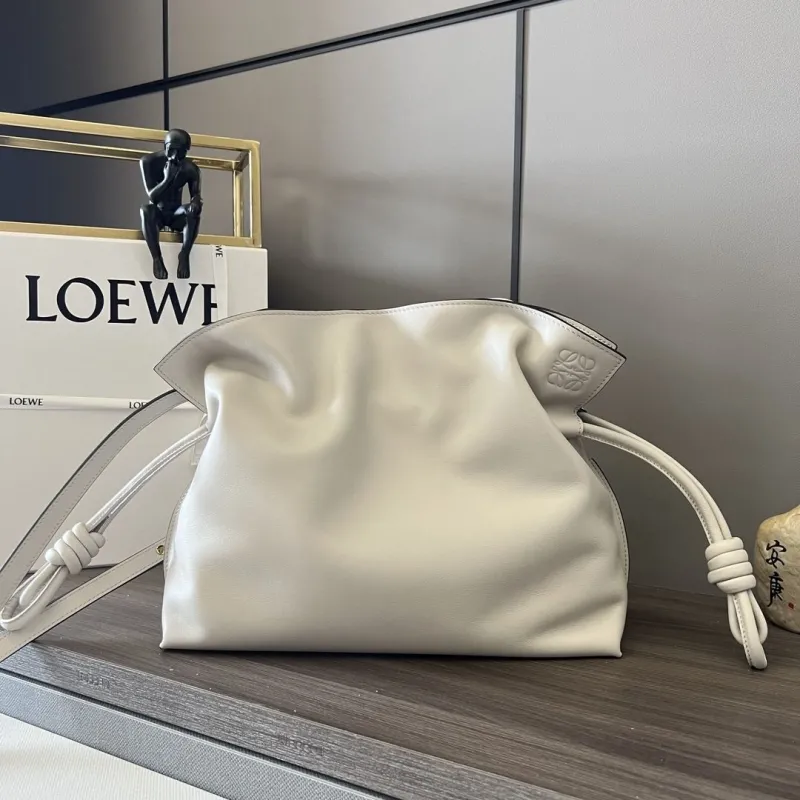 Loewe Clutch-66