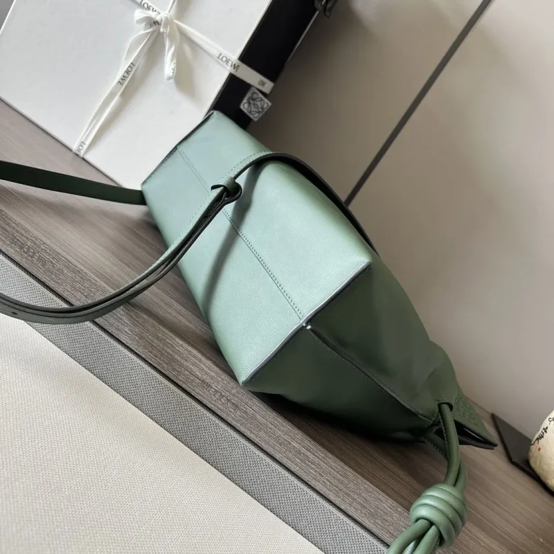Loewe Clutch-70 - Image 4