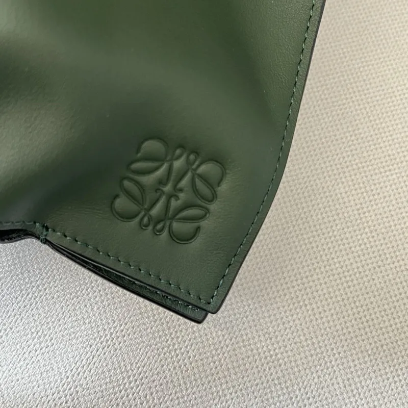 Loewe Clutch-70 - Image 6