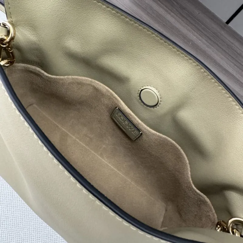 Loewe Clutch-75 - Image 8