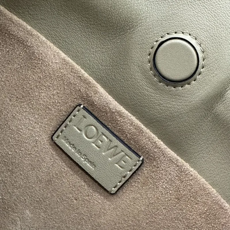Loewe Clutch-75 - Image 9