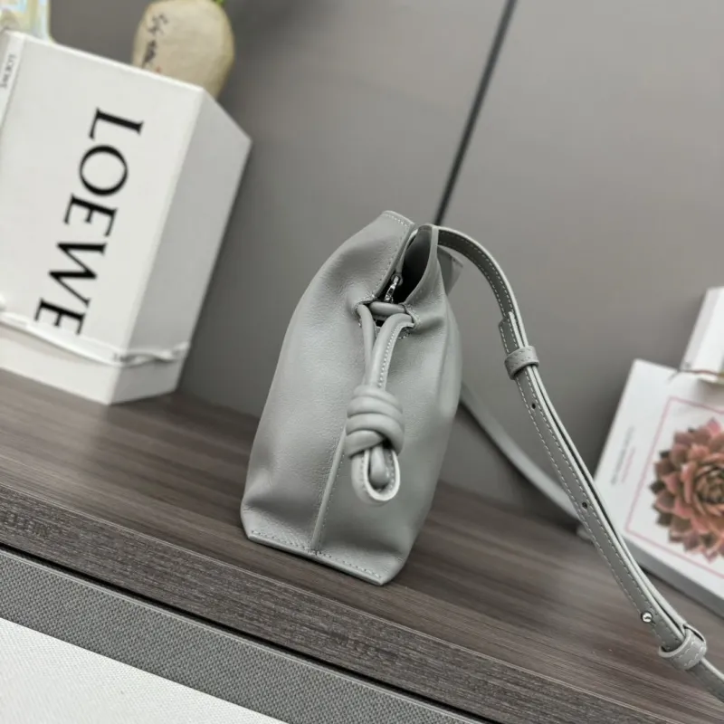 Alternative view of Loewe Clutch-76