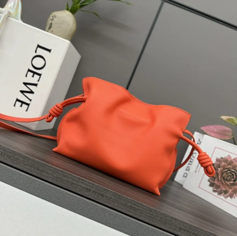 Loewe Clutch-77 - Image 3