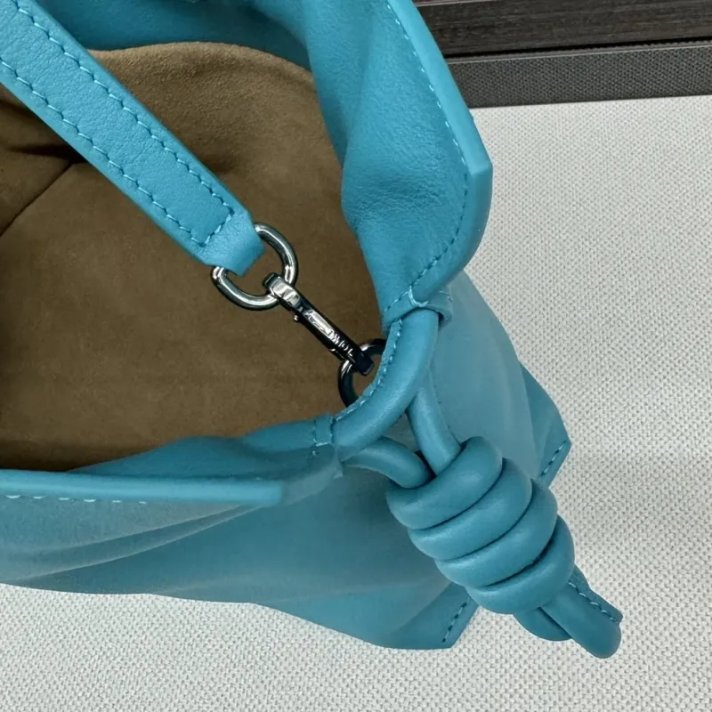 Loewe Clutch-79 - Image 7